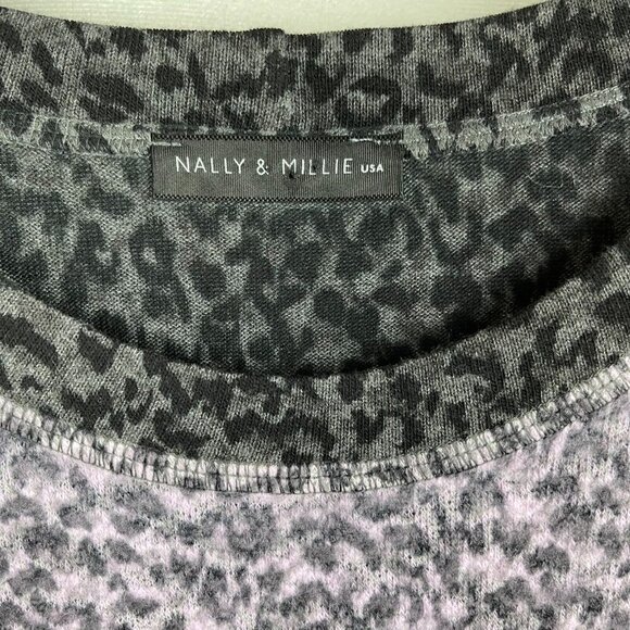 Nally & Millie Women Pullover Long Sleeve Round Neck Sweater Size S - Picture 3 of 6